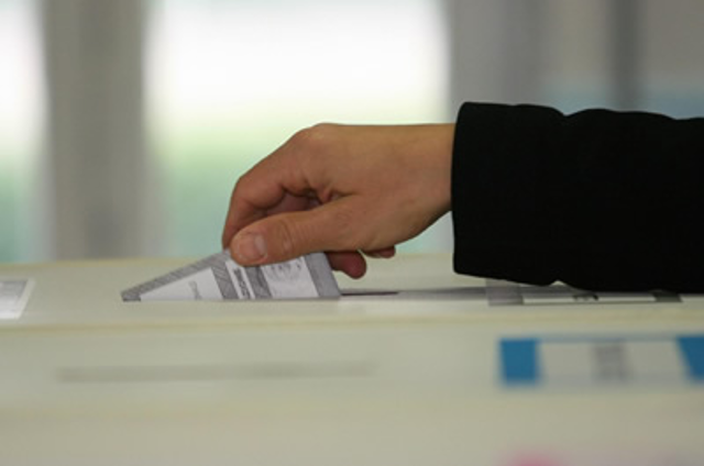 Raccolta firme per la presentazione delle liste di candidati alle elezioni europee 2024 (n. 3)